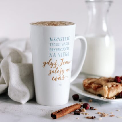 Kubek-wysoki-latte-–-Wszystkie-troski-wasze-scaled 1