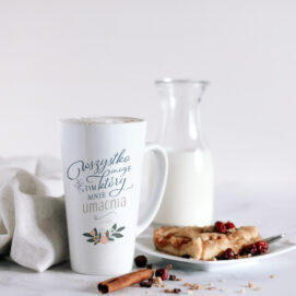 Kubek-wysoki-latte-–-Wszystko-moge-w-tym_1