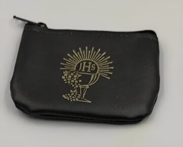 etui czarne